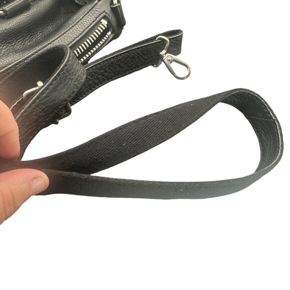 Fossil Black Pebbled Leather Satchel Crossbody Bag Silver Hardware Key Charm - Picture 13 of 14